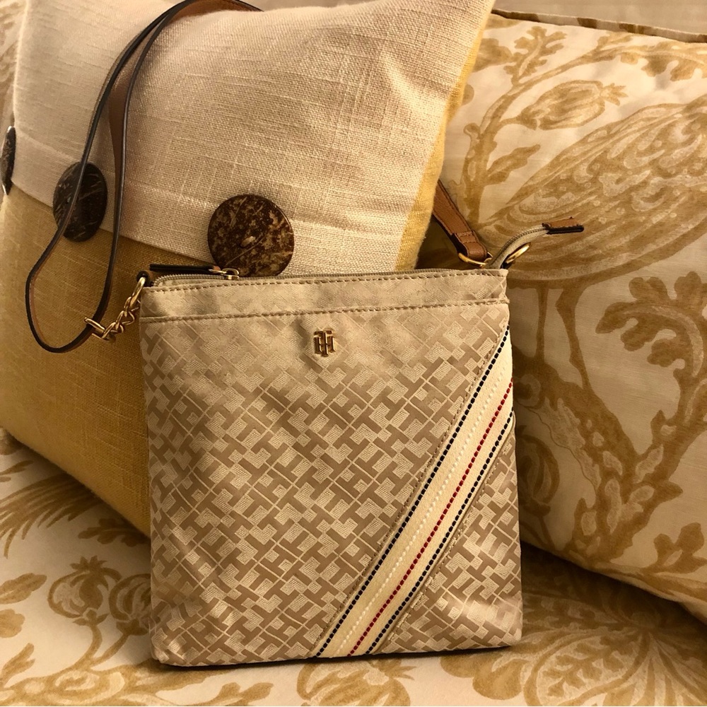 Tommy Hilfiger Shoulder/Crossbody Bag-Like New